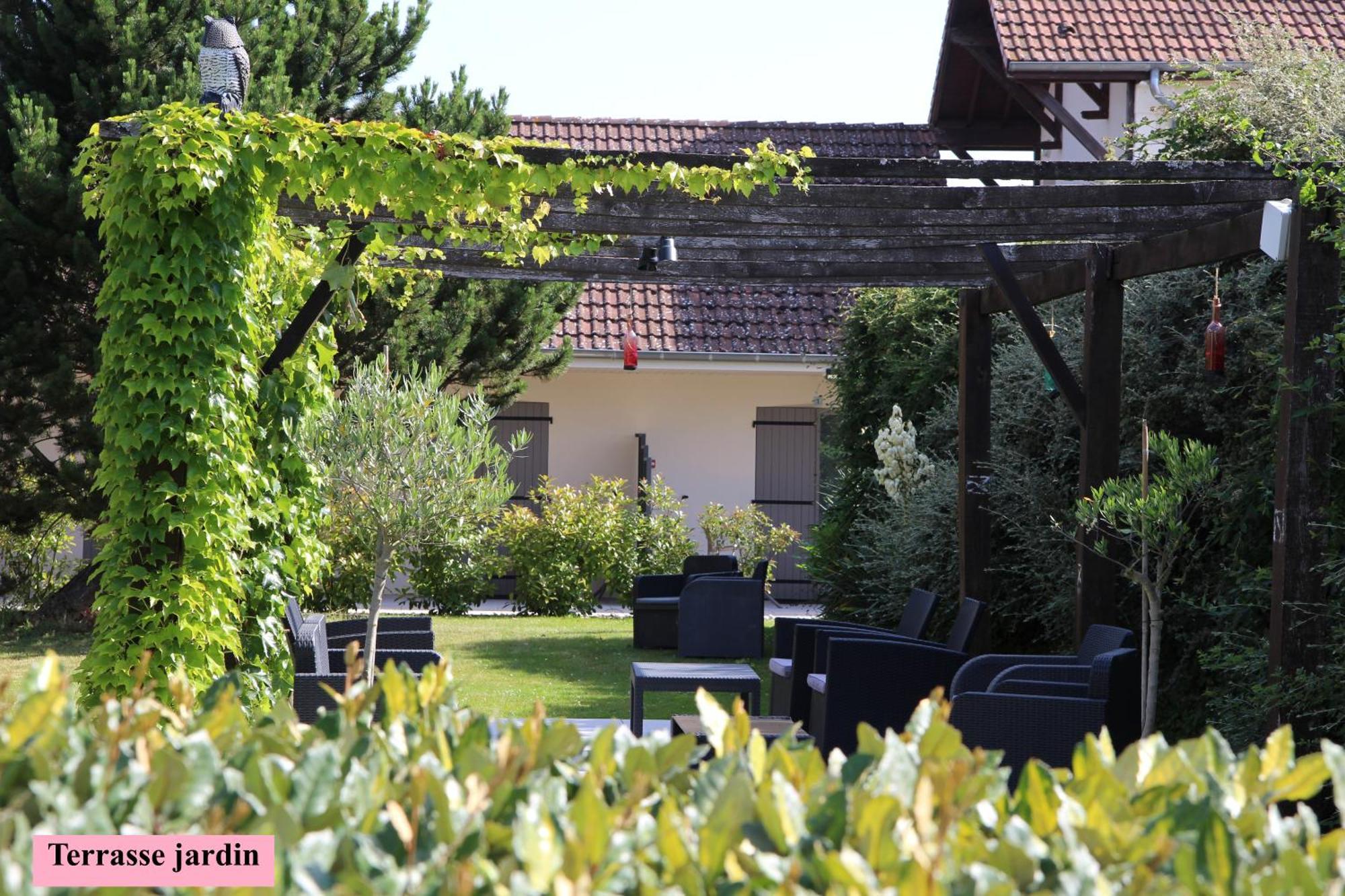 Hôtel Le Clos Badan Nuits-Saint-Georges Exterior foto